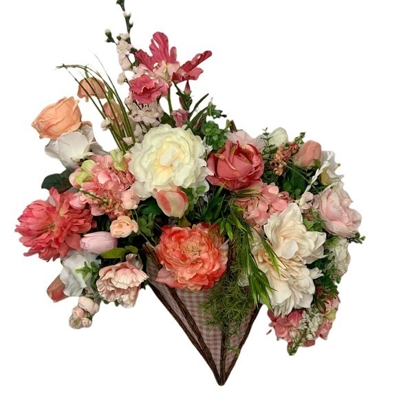 Pen’s Floral Decor Other - New Spring Year Round Designer Unique Pink Umbrella Door Wall Wreath Home Decor